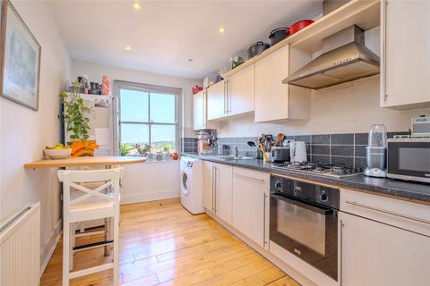 2 bedroom apartment for sale, Knollys Road, London SW16