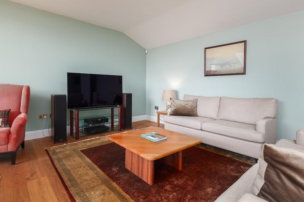 Apartment in Edinburgh, West End - View 5