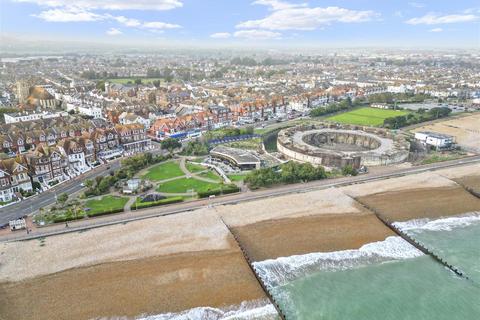 6 bedroom semi-detached house for sale, Royal Parade, Eastbourne