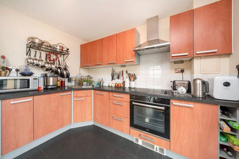 1 bedroom flat for sale, Martello Street, London E8