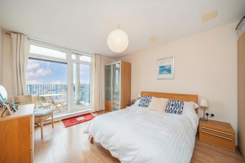 1 bedroom flat for sale, Martello Street, London E8