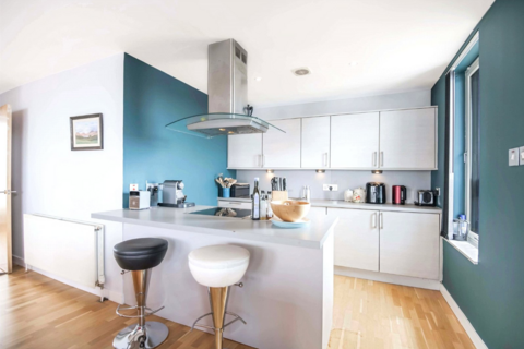 2 bedroom flat to rent, Bell Street, Glasgow, G4
