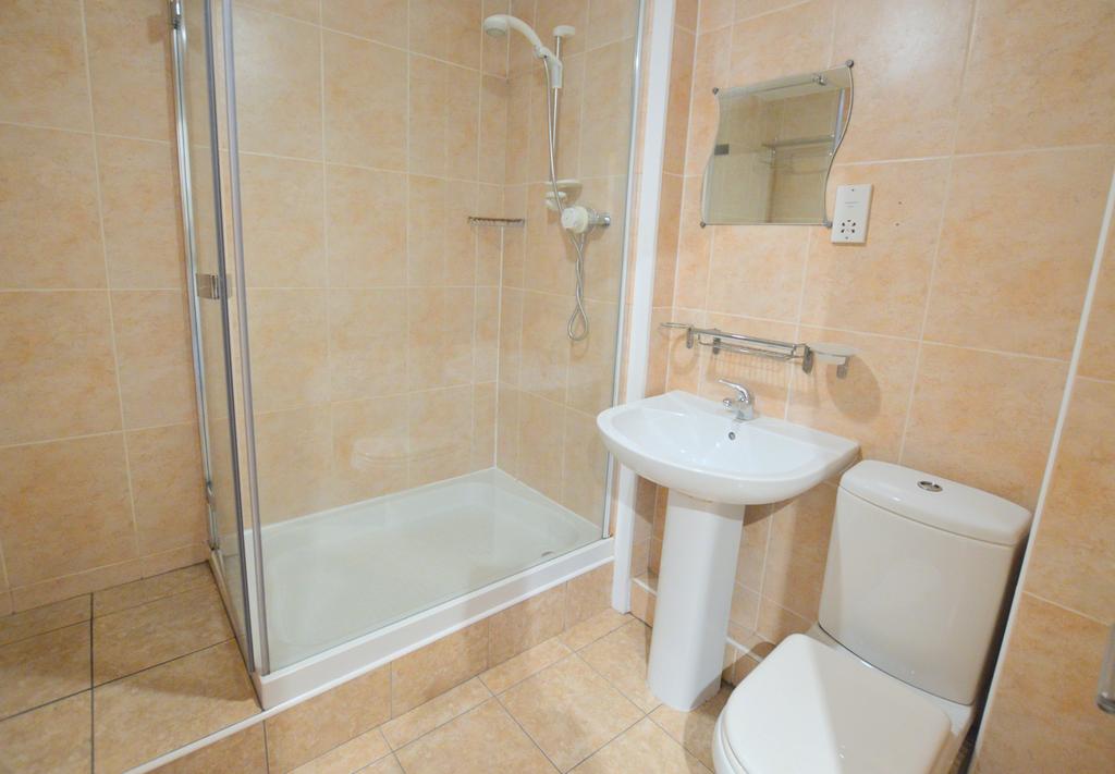 Apartment in Leeds - View 4