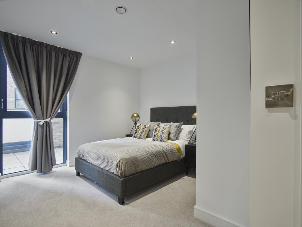 Apartment in WEMBLEY - View 2