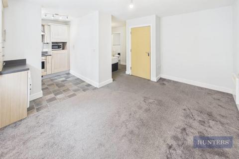 Studio for sale, Castle Place, 117 High Street, Southampton