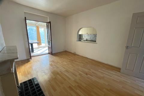 3 bedroom terraced house to rent, Sandpit Road, Bromley, BR1