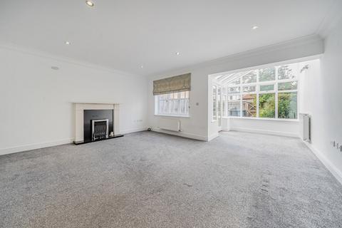 3 bedroom terraced house for sale, Oakwood Court, Hartley Wintney, Hook