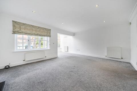 3 bedroom terraced house for sale, Oakwood Court, Hartley Wintney, Hook