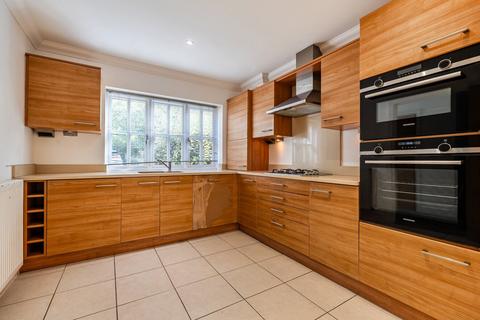 3 bedroom terraced house for sale, Oakwood Court, Hartley Wintney, Hook