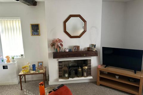 undefined, Bull Street, Southam