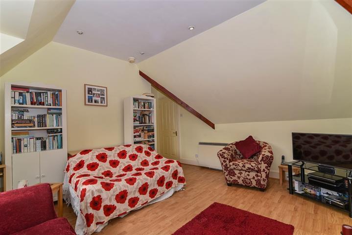 Apartment in SUTTON COLDFIELD - View 3