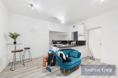 1 bedroom flat for sale, Whitehall Road, Gateshead
