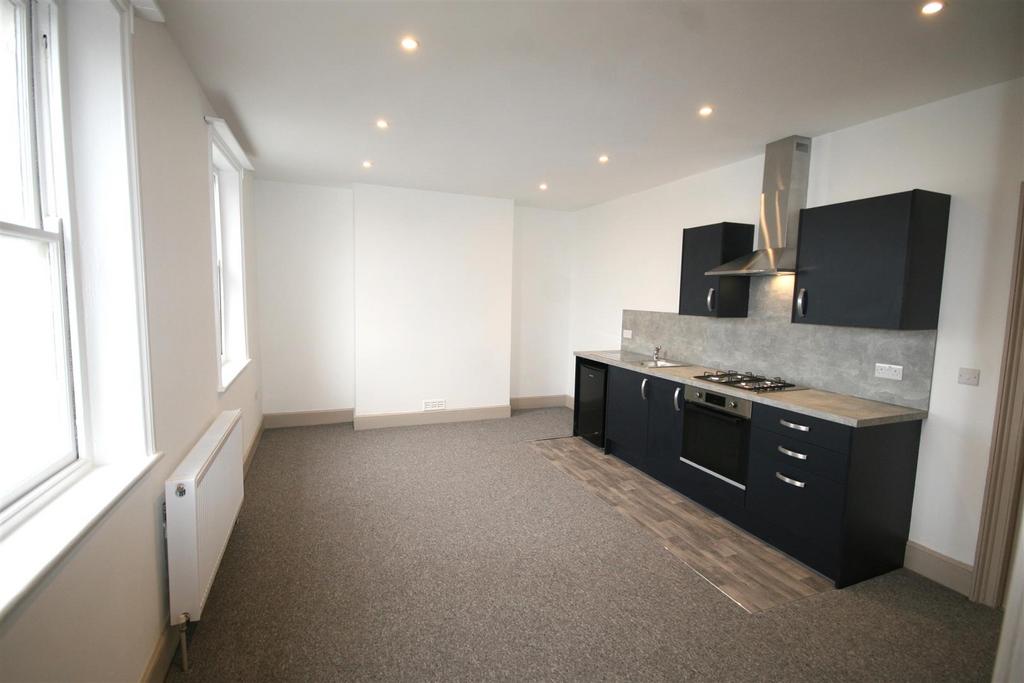 Apartment in Brighton - View 2