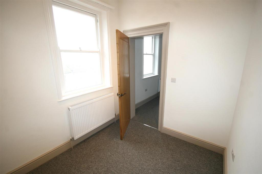 Apartment in Brighton - More