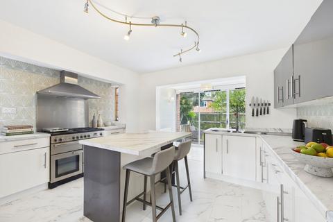 5 bedroom detached house for sale, De Vere Gardens, Woodthorpe, Nottingham