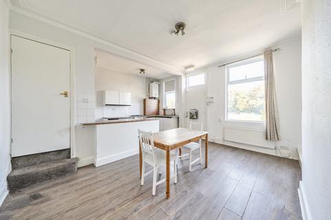 4 bedroom terraced house for sale, Wetherby Place, Burley, Leeds, LS4