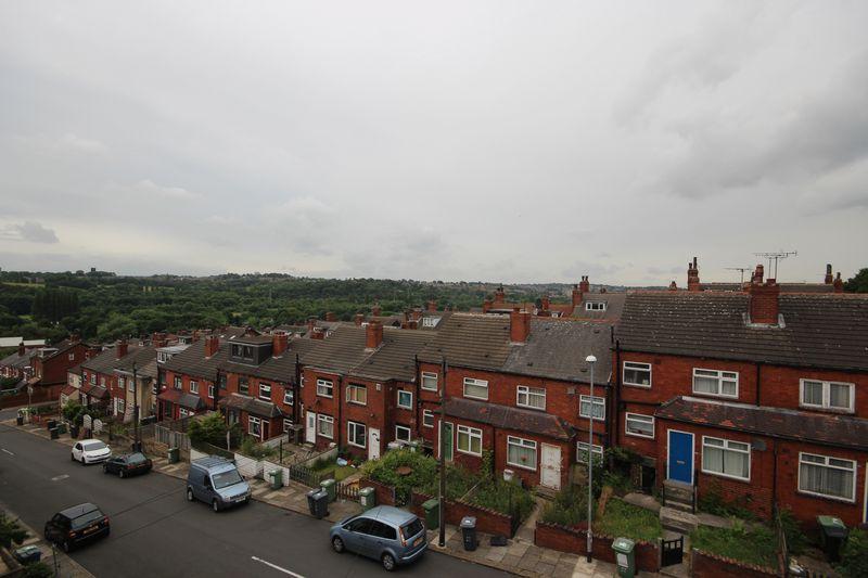House in Leeds - View 3