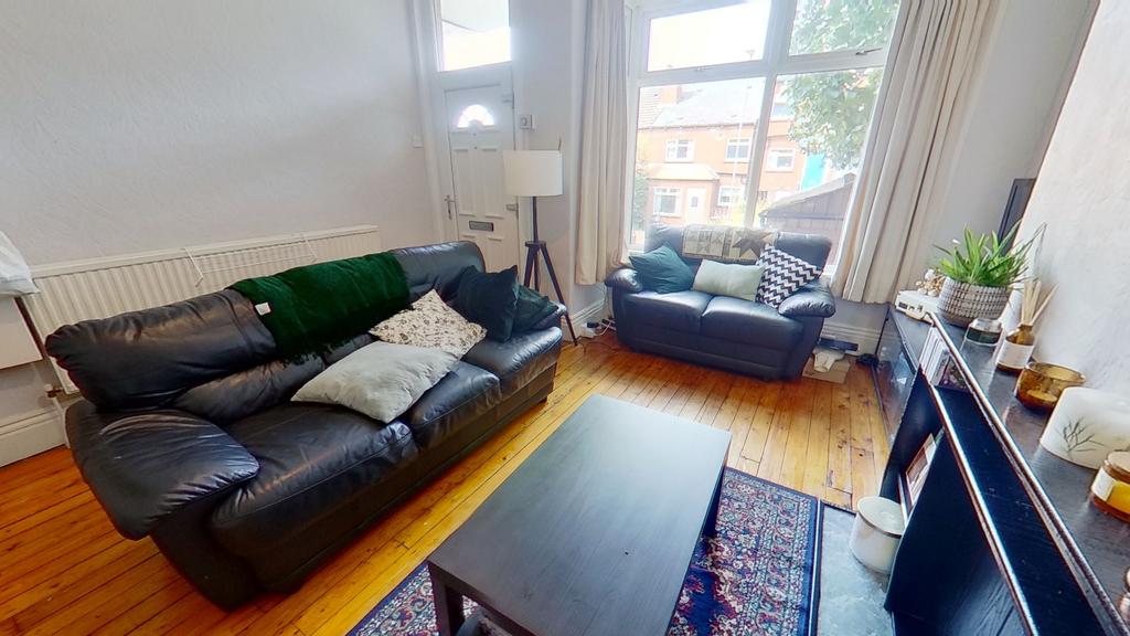 House in Leeds - View 5