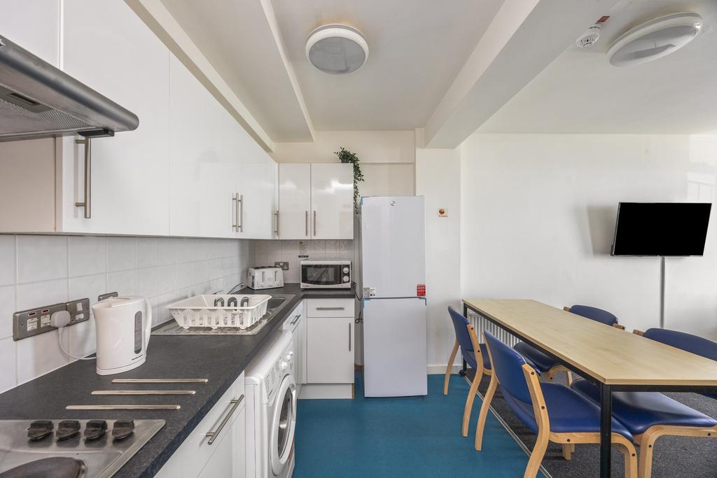 Apartment in Brighton - More