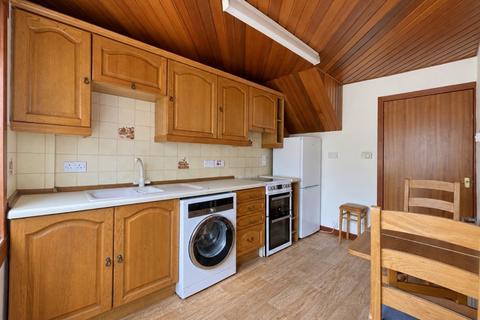 2 bedroom end of terrace house for sale, 51 Dullomuir Drive, Kelty, KY4