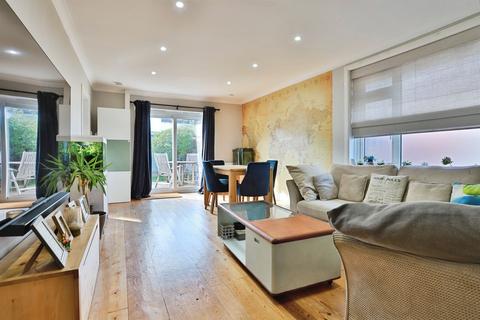4 bedroom chalet for sale, Dingley Road, Poole