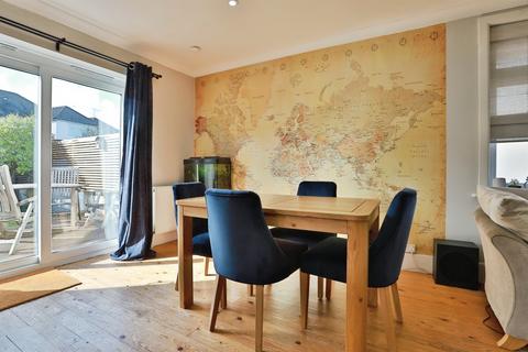4 bedroom chalet for sale, Dingley Road, Poole
