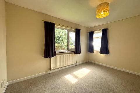 3 bedroom bungalow to rent, Raleigh Park, South Molton
