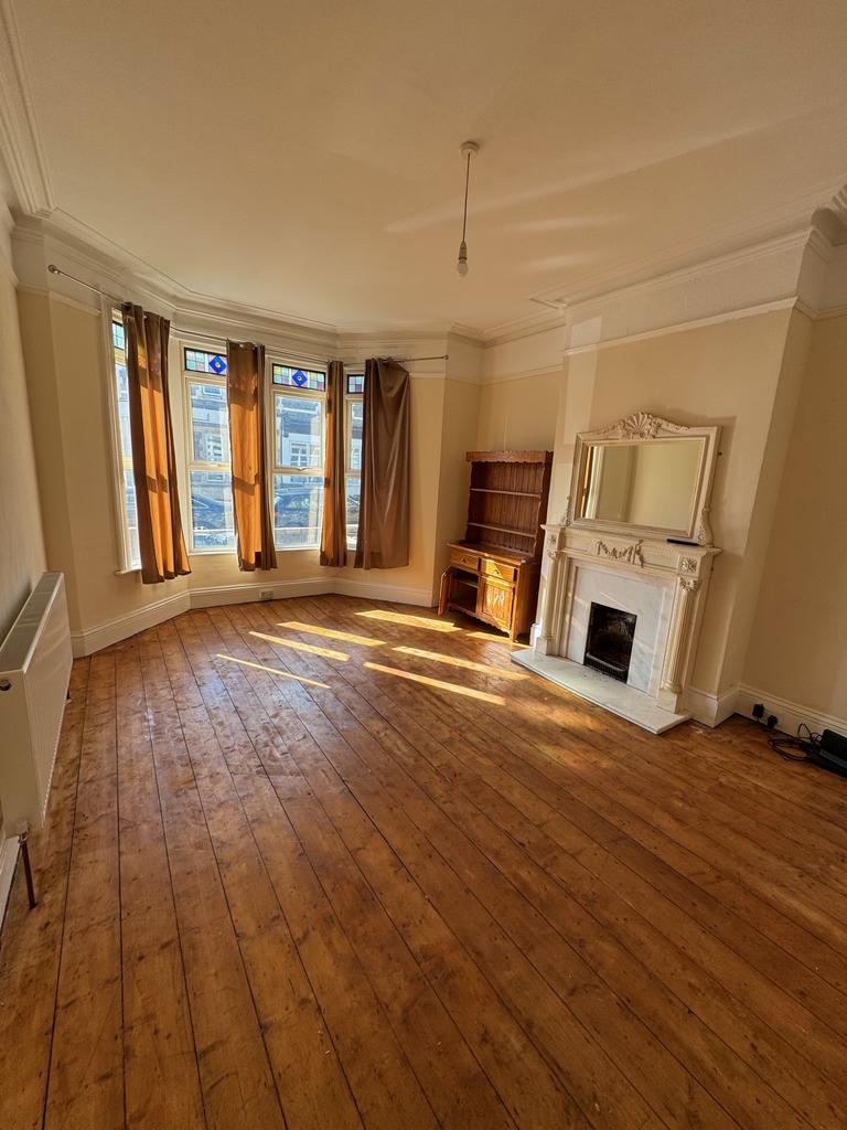 House in Bristol, Pigsty Hill, Ashley Down - View 4