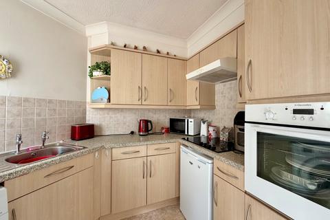 1 bedroom retirement property for sale, West End, Southampton