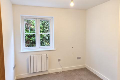 2 bedroom flat to rent, 6 Corn Mill Apartments Blowing House Hill, St Austell