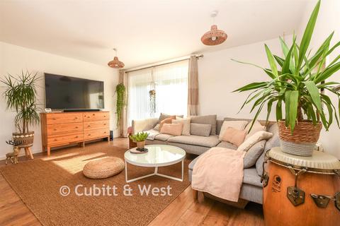 3 bedroom terraced house for sale, Argus Walk, Crawley RH11