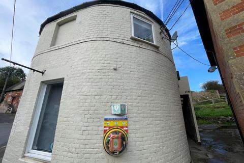 1 bedroom flat to rent, High Street , Devizes SN10