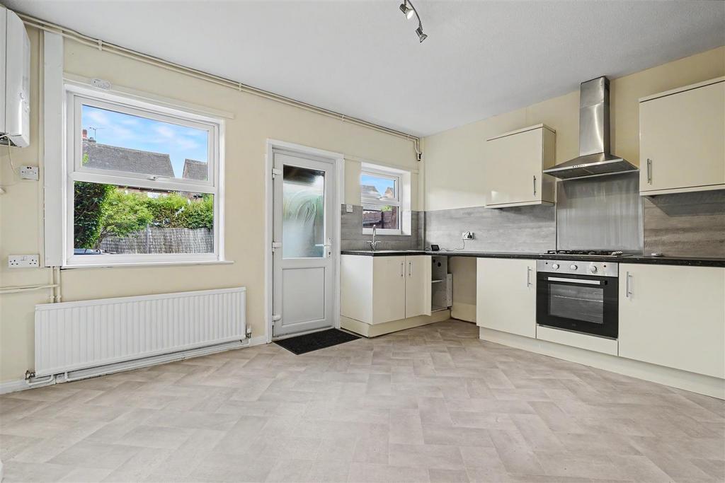 House in Nottingham, Royal Estate, Beeston - View 5