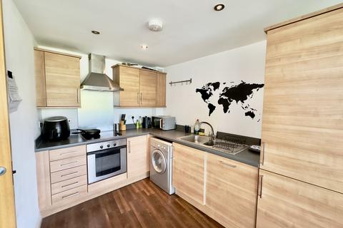 2 bedroom flat for sale, Green Lane, Gateshead NE10