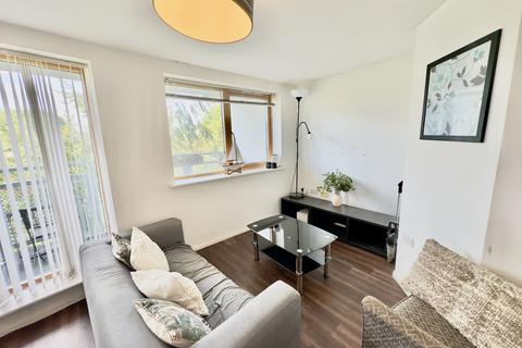 2 bedroom flat for sale, Green Lane, Gateshead NE10