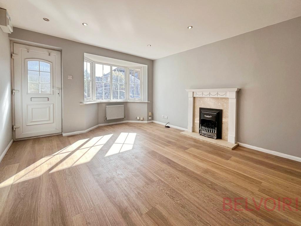 House in Nottingham - View 4