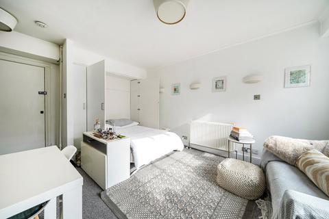 Studio for sale, Sloane Avenue, Chelsea, London, SW3