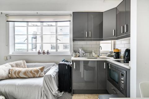 Studio for sale, Sloane Avenue, Chelsea, London, SW3