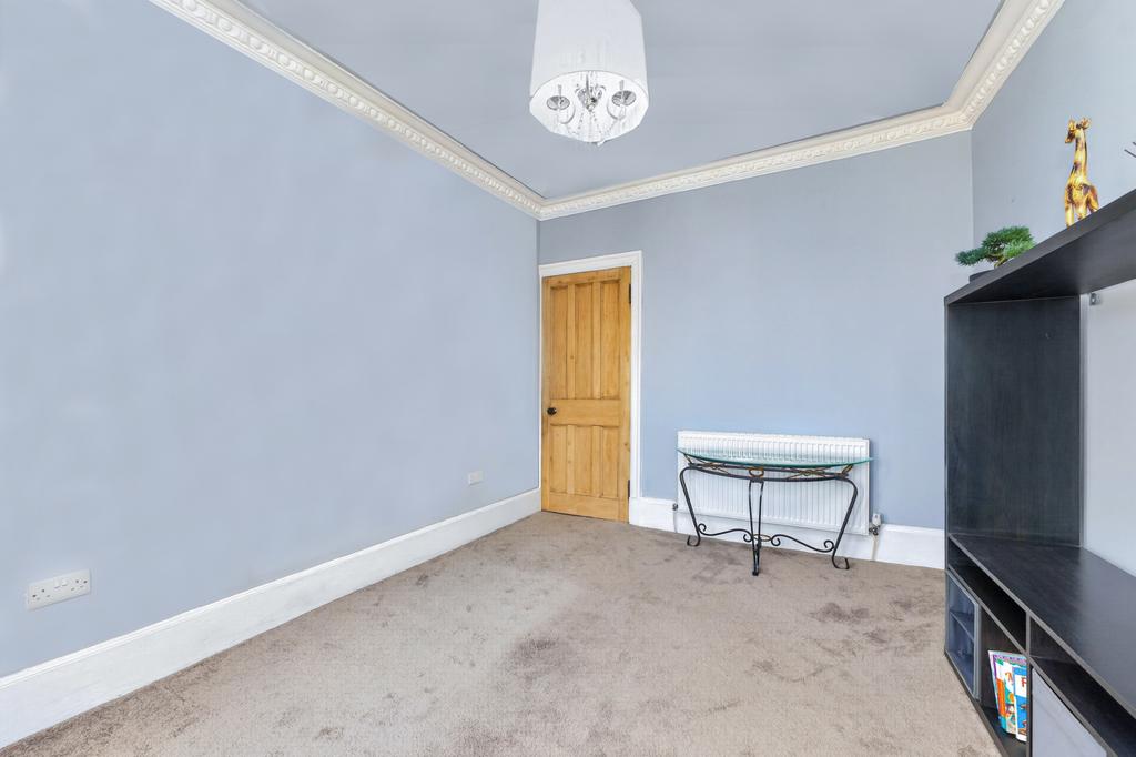 Apartment in Lanarkshire - View 5