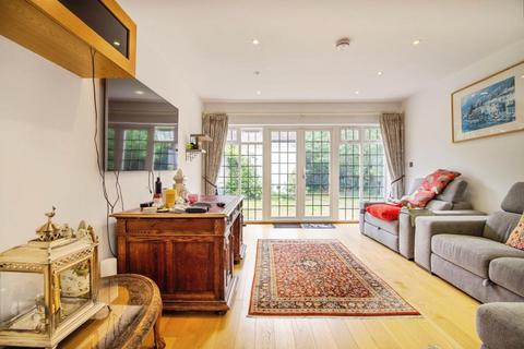 4 bedroom terraced house for sale, Buckston Browne Gardens, Orpington, BR6