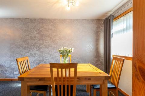 4 bedroom end of terrace house for sale, Muirmont Crescent, Bridge Of Earn, Perth