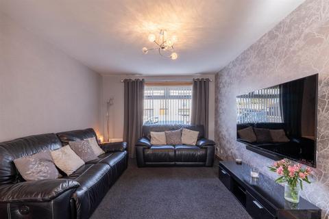 4 bedroom end of terrace house for sale, Muirmont Crescent, Bridge Of Earn, Perth