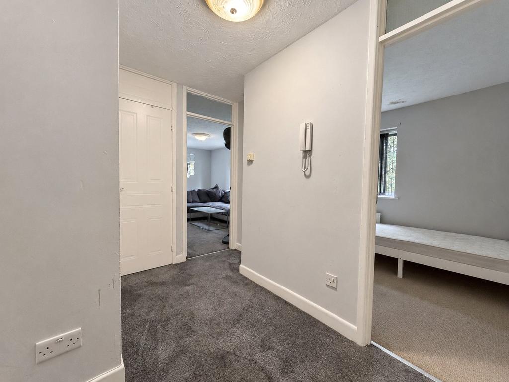 Apartment in Merseyside - View 2