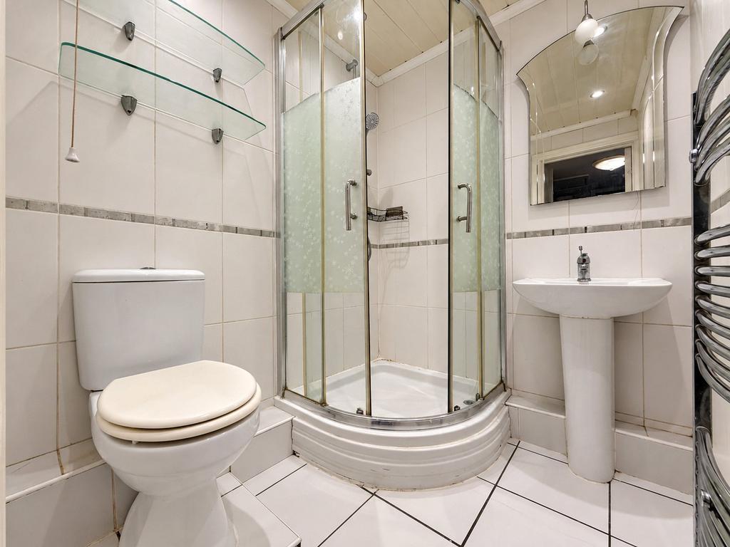 Apartment in Merseyside - More