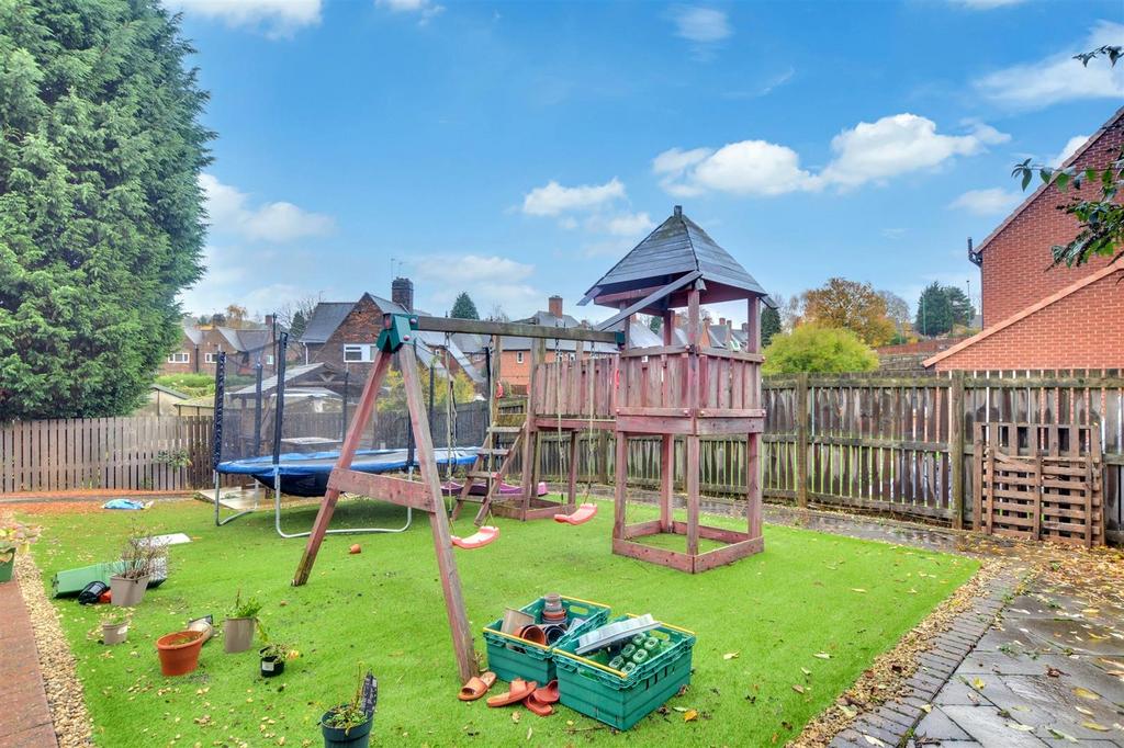 House in Nottingham - View 3