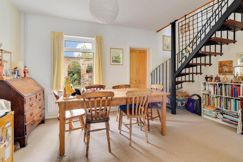House in Cambridge - View 2