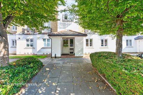 1 bedroom apartment for sale, Kingswood Drive, Sutton