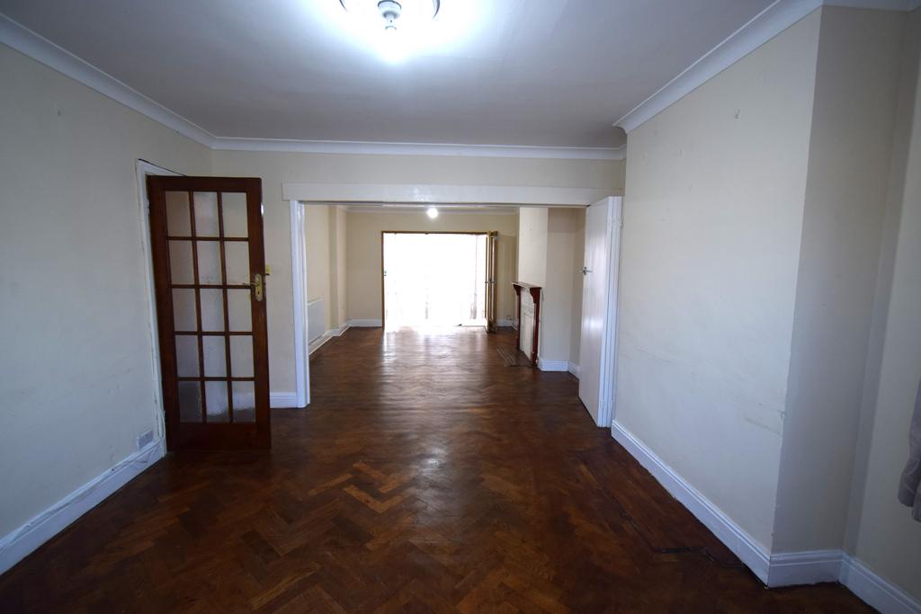 House in Harrow - View 2