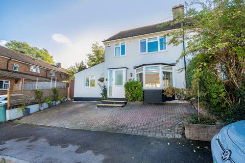 4 bedroom semi-detached house for sale