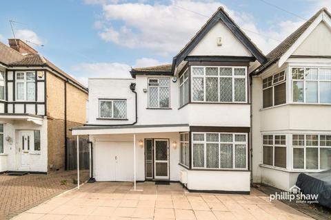 4 bedroom semi-detached house for sale, Kingshill Avenue, HA3 8JR